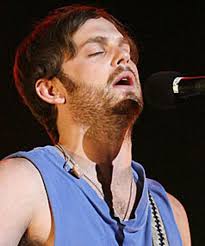 Kings of Leon show cancelled over pigeon poo