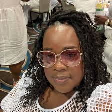 This your 34 birthday today and it still feels like 8 years ago crushed my  heart I just want to sing to heaven HAPPY BIRTHDAY TOO YOU HAPPY BIRTHDAY  DESHAWN L ROBINSON