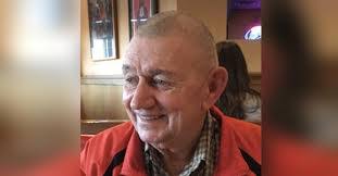 Lori Knight's Instagram, Twitter & Facebook