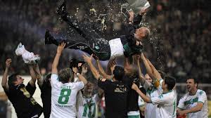 Nachdem beide teams in der ersten halbzeit gleich auf waren, brachen die werderaner kurz nach der pause ein. Pokalsieger 2009 Werder Bremen Rettet Eine Verkorkste Saison Welt