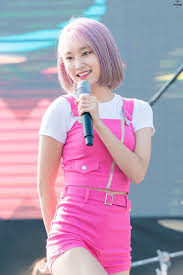 Hyebin, jane, nayun, jooe, ahin, and nancy. Hyebin From The Kpop Group Momoland 9gag