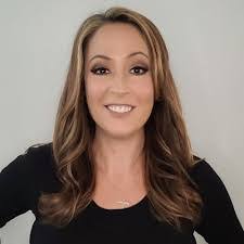 Allison Beal's Instagram, Twitter & Facebook