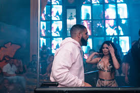 Jones and, according to a source, the booze was flowing as they partied with beautiful women, in separate vip. Drake Chris Brown Gucci Mane Party At Miami Hot Spot Mr Jones