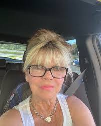 Barbara Gullo's Instagram, Twitter & Facebook