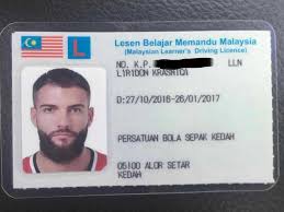 Lepas tu tunggu turn nak tangkap gambar. Mat Don Berjaya Mendapat Lesen P Tahniah The Sukan