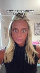 Gabrielle Schell's Instagram, Twitter & Facebook