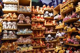 Hours may change under current circumstances Disney Store Times Square Bild Von Disney Store New York City Tripadvisor