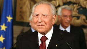 Ciampi never belonged to a political party, and in 1993 he became the first prime minister who had. La Lezione Di Ciampi Europa Riforme Niente Populismo Firstonline