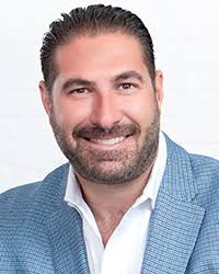 Brazeau of Hayes & Sherry brokers $1.25 million <br>sale of former Lincoln  Memorial School : NEREJ