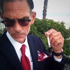 Diogenes Iscariot (@eve_waites)