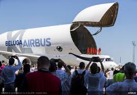 C'est pour respecter cette diversité géographique que le beluga a été inventé, mais encore pour rester fidèle à l'histoire d'airbus. Das Neue Mega Flugzeug Das Der Flugzeugbau Dringend Braucht Lufttransport Branchen Dispo