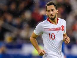 Чалханоглу хакан (hakan calhanoglu) футбол полузащитник турция 08.02.1994. Super Lig International Hakan Calhanoglu Ich Mochte Dorukhan Abdulkadir Und Ugurcan In Europa Sehen Die Besten Turkischen Fussballer Mit Denen Ich Je Gespielt Habe Sind Arda Abi Burak Abi Und