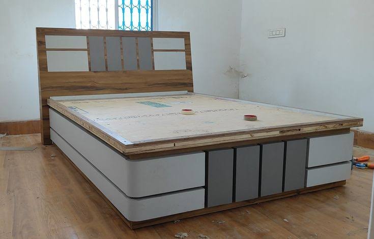 Wooden Haydrolic bed 6×6.5 product image