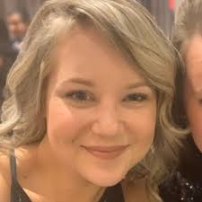 Erin Wright (@erinewright)