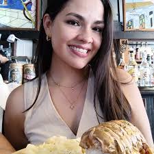 Magda Cabello (@mgd.cabello) • Instagram photos and videos