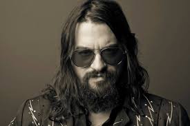 Shooter Jennings added a new photo.