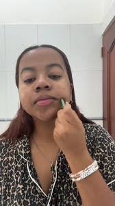 Alida Matos (@theweirdinus)