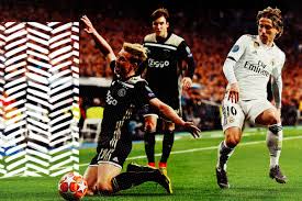 Fan page in english of the mighty jong ajax. Frenkie De Jong Made Dismantling Real Madrid Look So Delightfully Easy Sbnation Com