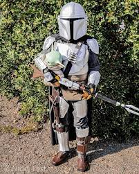 Carter S Mandalorian Costume Homemade Mandalorian Costume Costumes Samurai Gear