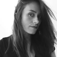 Kim, free-lance Brand Designer in SAUSSET LES PINS