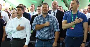 Ми його поважаємо, любимо, граємо і за нього в тому числі. Borec Volonter I Gendirektor 1 1 Hto Potrapiv U 20 Ku Slugi Narodu Gromadske Telebachennya