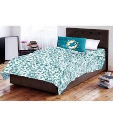 The comforter and 2 pillow shams. Buy The Northwest Company Nfl Miami Dolphins Sheet Set Anthem Twin Bed Online At Low Prices In India Amazon In