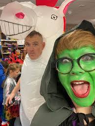 Jade Allan's Instagram, Twitter & Facebook