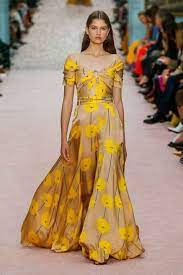 اطلالتك اكثر حيوية مع الفساتين الموردة هذا الصيف أنوثة ounousa موقع الموضة والجمال للمرأة العربية