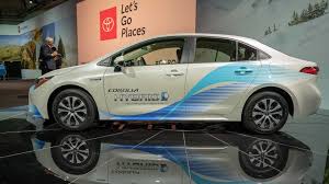 If your car's electric windows run slower than details about genuine toyota chr hybrid 12v battery zvw50 zvw52 4th vat: Toyota Extends Hybrid Battery Warranty To 10 Years Or 150 000 Miles