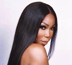 Michelle Hipsher's Instagram, Twitter & Facebook