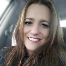 Holly Stogsdill's Instagram, Twitter & Facebook