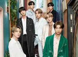 Die koreanische boyband bangtan boys, bzw. Bts Drama Based On Bangtan Universe Titled Blue Sky Production Begins As Makers Look For 7 Rookie Actors Bollywood News Bollywood Hungama