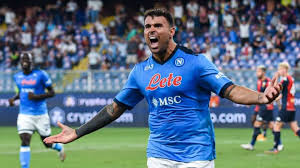 Napoli's club badge features a large n placed within a circle. Zdt E64hirsxvm