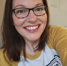 What shorts dry quickly and control tummy for Disney visits?