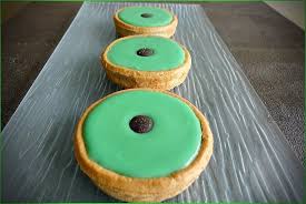 Caracs Patisseries Au Chocolat De Suisse En 2020 Patisserie Suisse Recette Patisserie