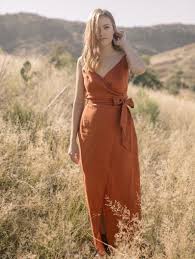 Pleats sweetheart long bridesmaid dress. Paprika Rust Bridesmaid Dress In Linen This Is A Wrap Dress With V Neckline And Sash Perfect For A Boho Style Wedding And Beach Ceremony Rust Bridesmaid Dress Bridesmaid Dresses Australia