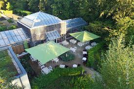 42 puhkemajad ja hotellid on nüüd kättesaadavad. Palmenhaus Cafe Im Stadtpark Gutersloh Botanischer Garten