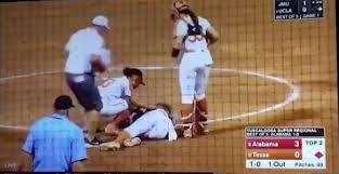 Starting pitcher montana fouts showed signs of frustration, but that small piece of adversity would be alabama softball will now head to their first women's college world series of the decade, and. Texas Softball Pitcher Taken To Hospital After Taking Throw To The Face Against Alabama