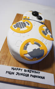Beep Beep Bob Der Bb8 Starwars Kuchen Coucoubonheur