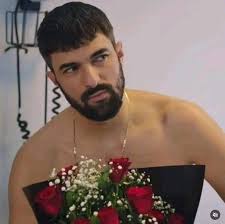 Something strange happened while coming back from Church today. I was  walking and humming a song when a guy approached me and he was like.. "Hey!  Baby girl,Can I touch your dimples?."