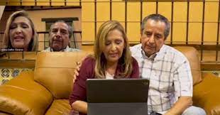 Lorena cuéllar cisneros es una funcionaria pública y política tlaxcalteca, afiliada a morena. Inicia Lorena Cuellar Campana Con Un Breve Mensaje Hacia Los Tlaxcaltecas Desde Su Casa Tlaxcala