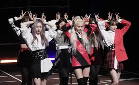 190319 Everglow Bon Bon Chocolat Mv Behind The Scenes By Melon Kpop Girls Girly Pictures Kpop Girl Groups