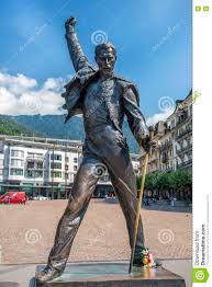 Guys, i am so sorry i had to reupload this video because it was blocked worldwide by a company named belive music who claimed they own the audiovisual conte. Monument Des Sangers Freddie Mercury Montreux Die Schweiz Redaktionelles Stockfotografie Bild Von Stern Felsen 80422762