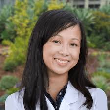 Kim Waldrop's Instagram, Twitter & Facebook