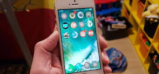 Get Circular App Icons Folders On Your Iphone S Home Screen Ditch Those Default Rounded Squares Ios Iphone Gadget Hacks
