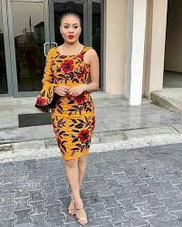 20 jolies modeles de robes en pagne silence brise. 180 Idees De Pagne En 2021 Mode Africaine Tenue Africaine Robe Africaine