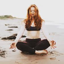 Holly Cinnamon - Free pics, galleries & more at Babepedia