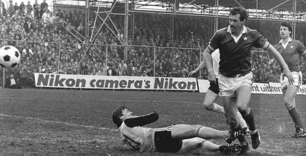 Leo van Veen (1946 - 2026) - Kent u deze Nog Leo van Veen