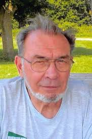 Alfred Kreiser's Instagram, Twitter & Facebook