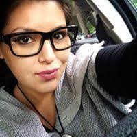 Lori Rincon's Instagram, Twitter & Facebook